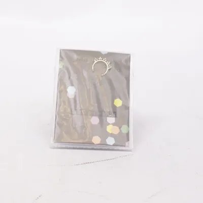 Piercingsmycke (Guldfärgad) från Urban Outfitters Okänd metall