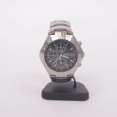 Montre (Argent, Noir) de Seiko