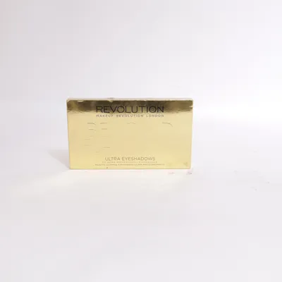 Eyeshadow palette (Beyond Flawless) from Makeup Revolution London