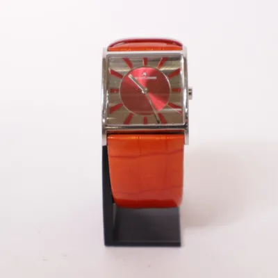 Armbandsur (Röd, Silverfärgad) från Jacques Lemans