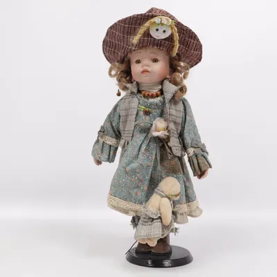 Porcelain doll (Green, Multicolored)