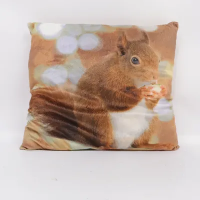 Cushion (Brown, White)