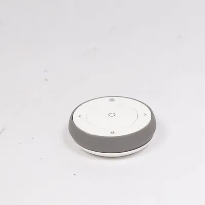Besturingssysteem (IKEA TRÅDFRI • E1524 • fjärrkontroll • styrenhet • smart belysning • dimmer • ljusstyrning • Zigbee • lampkontroll • smart home • IKEA Home smart • hemautomation • trådlös kontroll • smart lighting • Scandi tech)