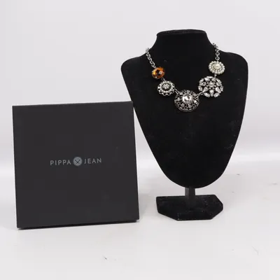 Halsband (Silverfärgad, Brun, Flerfärgad) från Pippa Jean Okänd metall