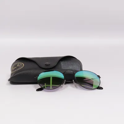Solbriller (RB 3447) fra Ray-Ban