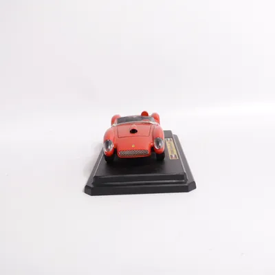 Voiture modèle réduit (Ferrari 250 Testa Rossa) de Burago