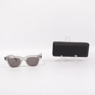 Solglasögon (Grå) från Monokel Eyewear
