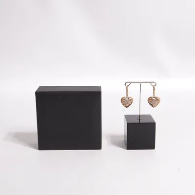 Örhängen (Guldfärgad) från Wagner Okänd metall