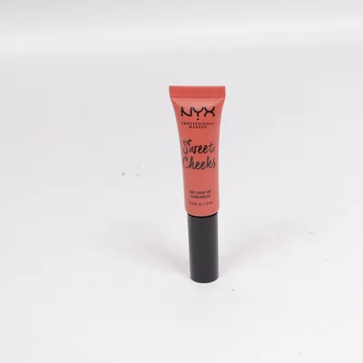 Blush (Sweet Cheeks) from NYX Professional Makeup