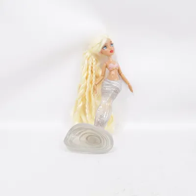 Doll (Silver, Yellow, Pink) from MGA Entertainment