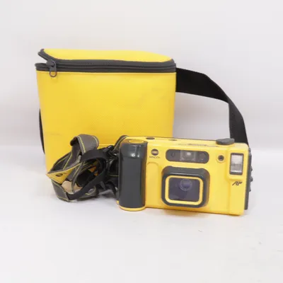 Appareil photo étanche (Jaune, Noir) de Minolta