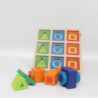 Aktivitetsleksak (Grön, Blå, Röd) från Melissa & Doug