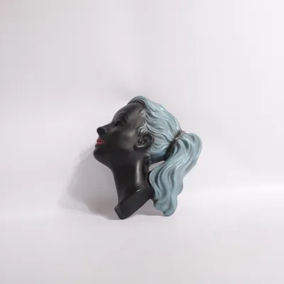 Wall relief (Black, Blue)