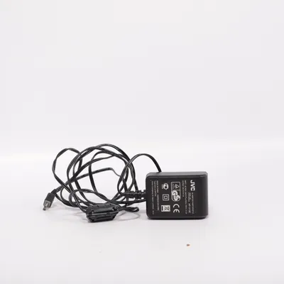 Datorladdare (AP-V19E) från JVC
