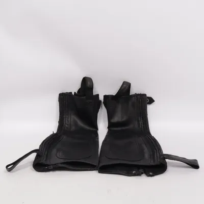 Reitausrüstung (Schwarz) von Steeds