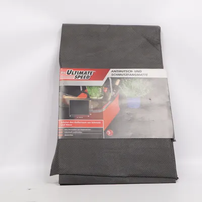 Car accessory (Antirutsch- Und Schmutzfangmatte) from Ultimate Speed