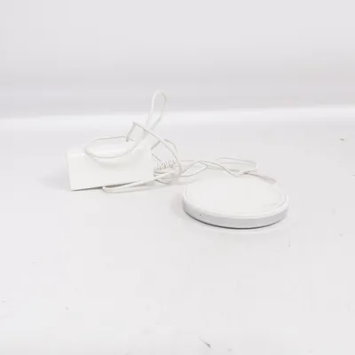Wireless charger (F7U054) from Belkin
