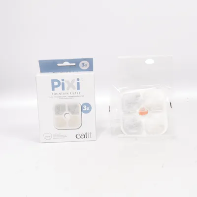 Cat accessory (Pixi) from Catit