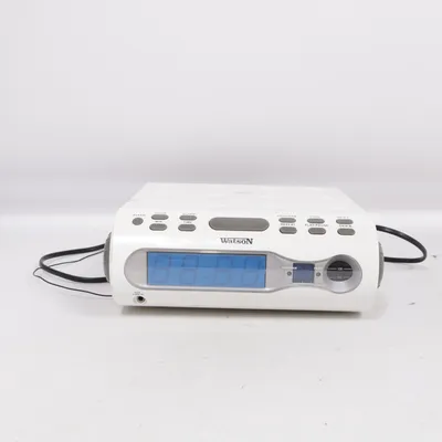 Clock radio (Ur4821) from Watson