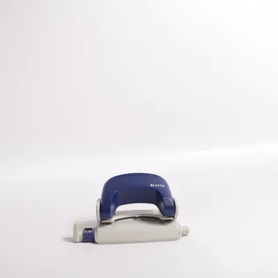 Perforatrice de Leitz