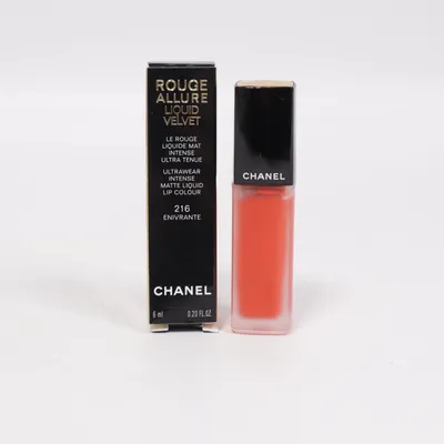 Läppstift (Rouge Allure Liquid Velvet) från Chanel