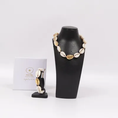 Armband (Beige, Guldfärgad) från Mayol Snäckor