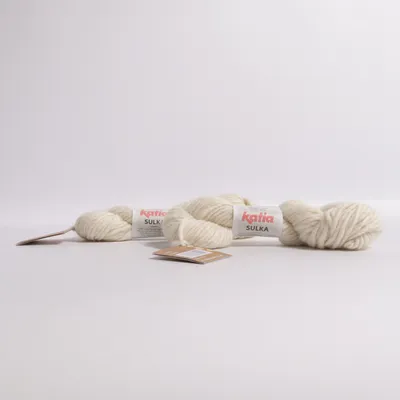 Garn (Sulka) från Katia Alpackaull, Merinoull, Silke