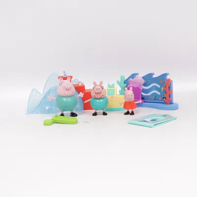 Leksaksfigur (Blå, Grön, Röd) från Peppa Pig
