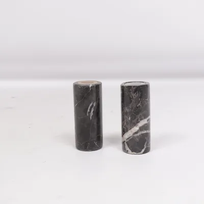 Salt shaker (Salz & Pfefferstreuer aus Marmor, neu, schwer, Premium Qualität)
