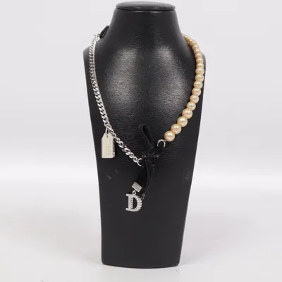 Ketting (Zilver, Beige, Zwart) van Dior Onbekend materiaal