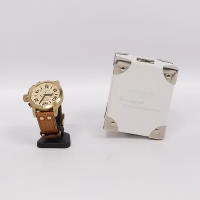 Armbandsur (J7577) från Jet Set