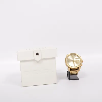 Armbandsur (Guldfärgad) från Diesel