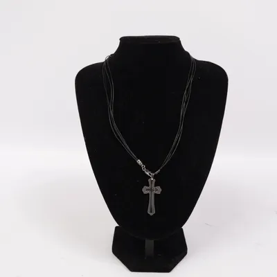 Necklace (Black, Silver) Unknown metal