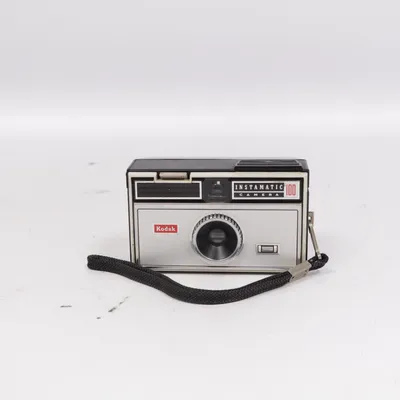 Analog kompaktkamera (Instamatic 100) från Kodak