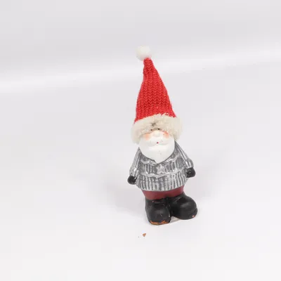 Figurine en porcelaine (Rouge, Gris, Blanc) de JES Collection