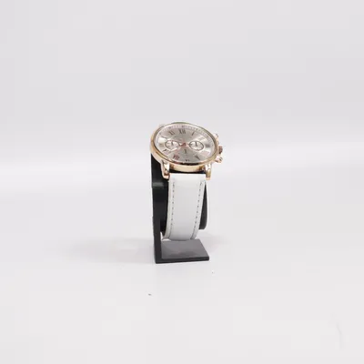 Armbandsur (Vit, Guldfärgad) från Geneva