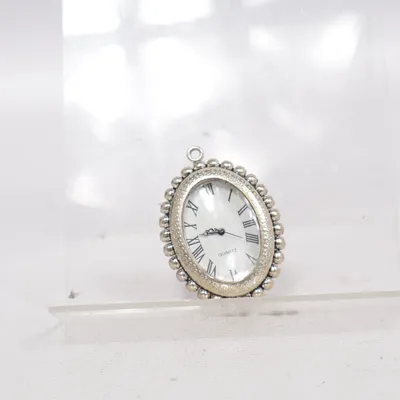 Pendant (Silver) Unknown metal