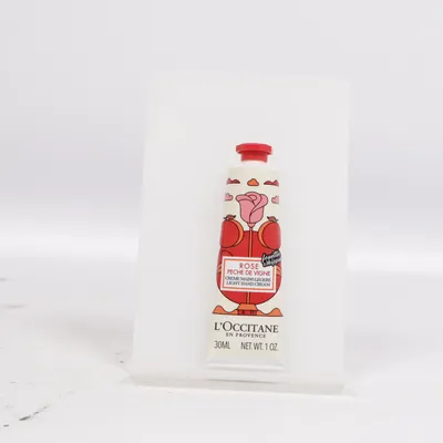 Crème pour les mains (Rose Peche De Vigne) de L'Occitane