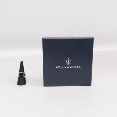 Klackring (Silverfärgad, Svart) från Maserati Okänd metall
