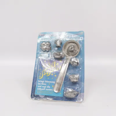 Parlor game (Silver) from Nico Nico