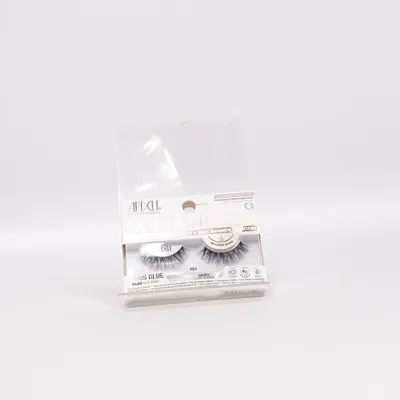 False lashes (Nourish 751) from Ardell