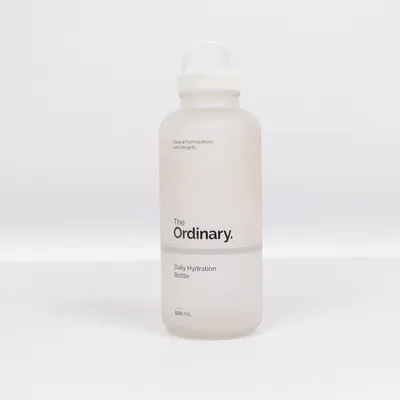 Vattenflaska (Daily Hydration Bottle) från The Ordinary