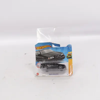 Toy car (Volvo 850 Estate) from Hot Wheels