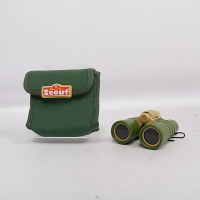 Sports equipment (Green, Beige) from Scout