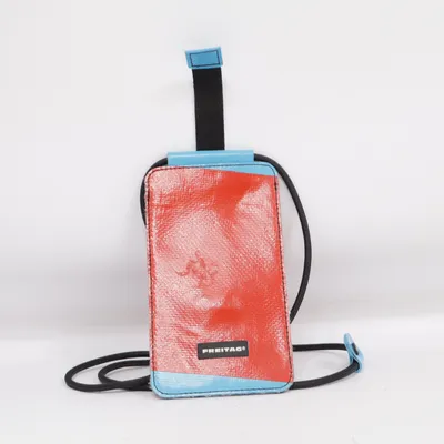 Handytasche (Rot, Blau, Mehrfarbig) von Freitag