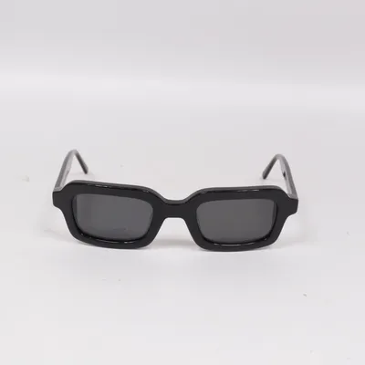 Solglasögon (Svart) från Raie Eyewear