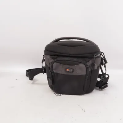 Kameraväska (Svart) från Lowepro