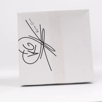 Box (White) from Kate Gray