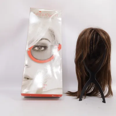 Peruk (Hairpower) från Ellen Wille