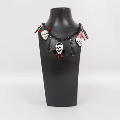 Halsband (Svart, Vit, Röd) från Collectif Okänd metall